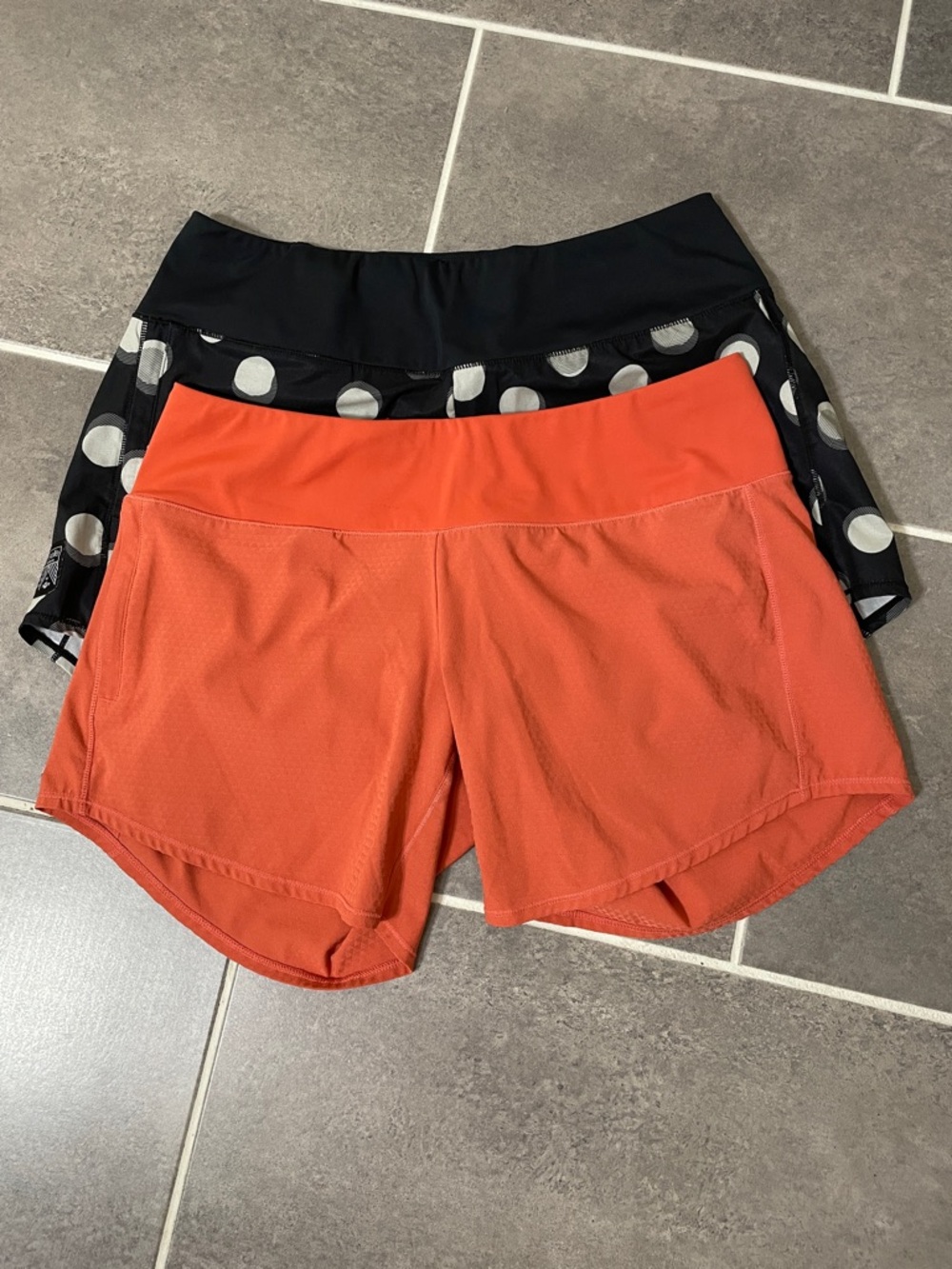 Bundle 2 Oiselle Long Toolbelt Roga Shorts size 6
